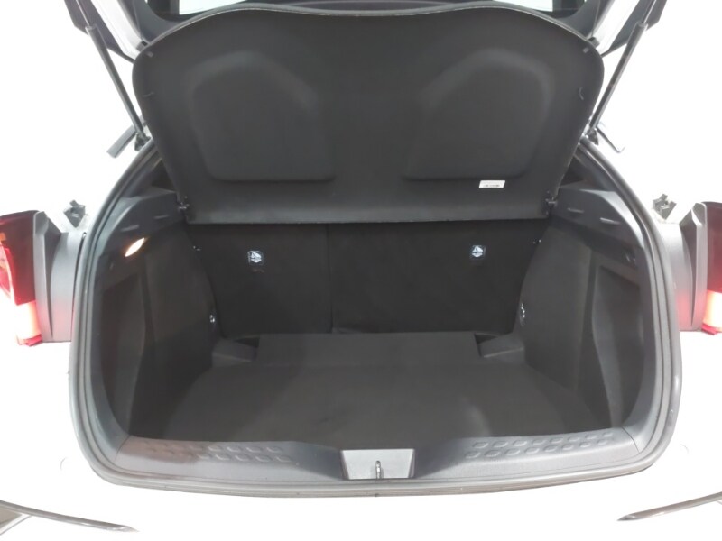 Used Toyota C-HR 2023 for sale - 77580683: Photo 8