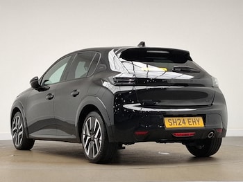 Used Peugeot 208 2024 for sale - 76764924: Photo