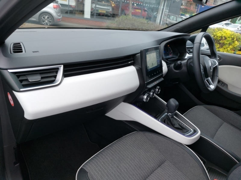 Used Renault Clio 2023 for sale - 78093205: Photo 5