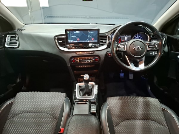 Used Kia XCeed 2021 for sale - 76269404: Photo 2
