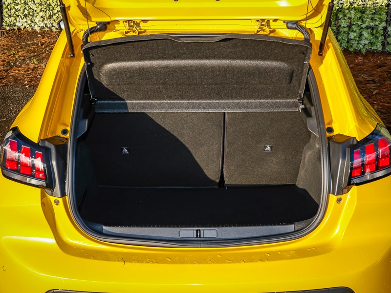 Used Peugeot 208 2021 for sale - 77063140: Photo 10