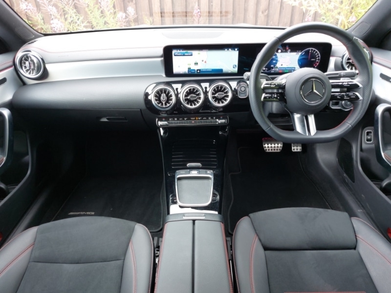 Used Mercedes-Benz CLA 2024 for sale - 76838421: Photo 2