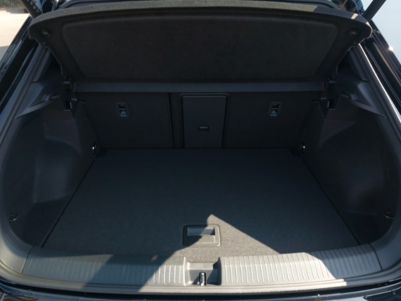 Used Volkswagen T-Roc 2025 for sale - 77160569: Photo 8