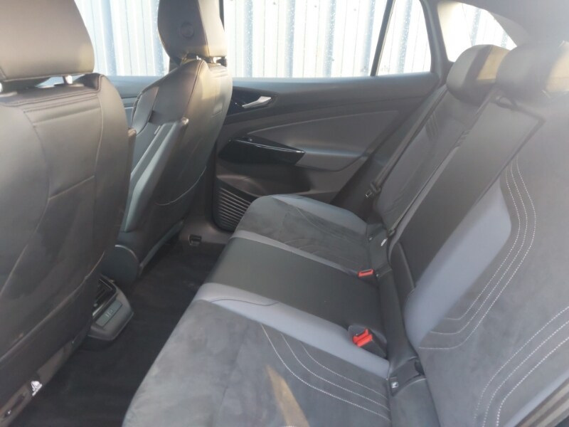 Used Volkswagen ID.4 2021 for sale - 77817152: Photo 6