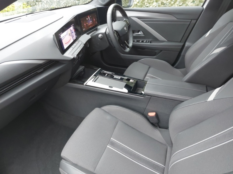 Used Vauxhall Astra 2023 for sale - 76401127: Photo 5