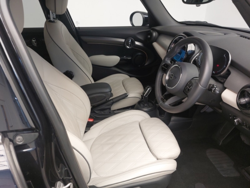 Used MINI Hatch 2023 for sale - 77877090: Photo 6