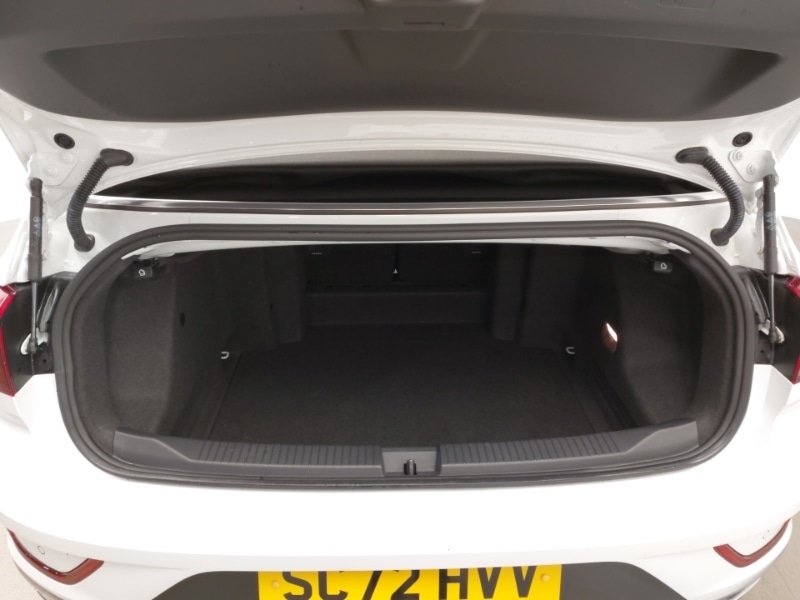 Used Volkswagen T-Roc 2022 for sale - 77285091: Photo 8