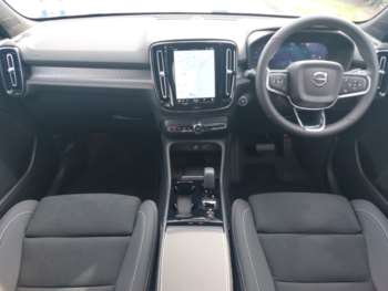 Used Volvo XC40 2024 for sale - 75083357: Photo
