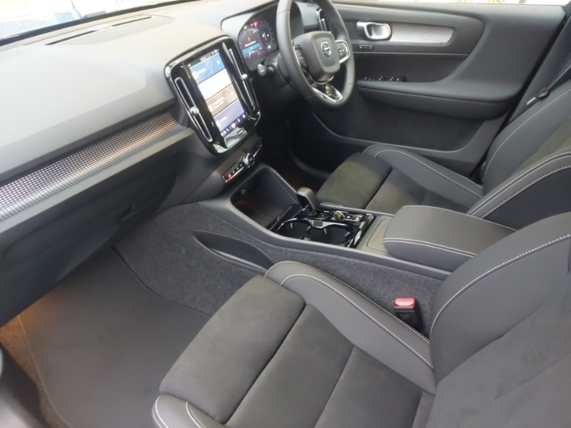 Used Volvo XC40 2025 for sale - 76920873: Photo 5