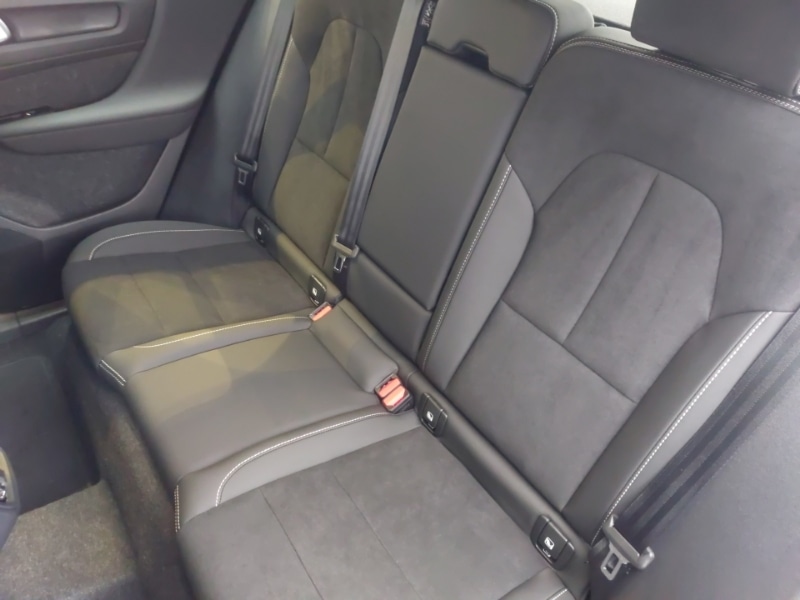 Used Volvo XC40 2025 for sale - 76920873: Photo 6