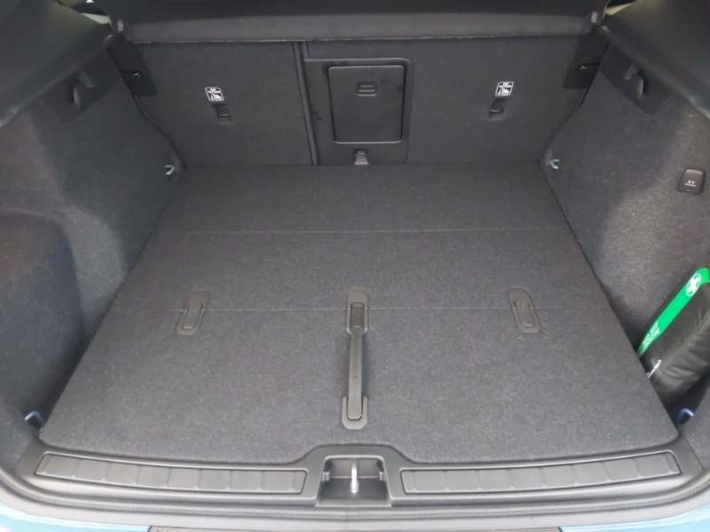 Used Volvo XC40 2025 for sale - 76920873: Photo 8