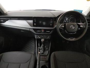 Used Skoda Kamiq 2021 for sale - 76293530: Photo 2