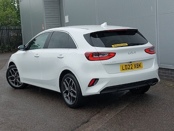 Used Kia Ceed 2022 for sale - 79386813: Photo