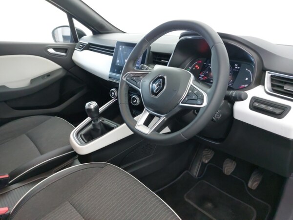 Used Renault Clio 2022 for sale - 76225582: Photo 11