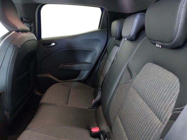 Used Renault Clio 2022 for sale - 76225582: Photo 6
