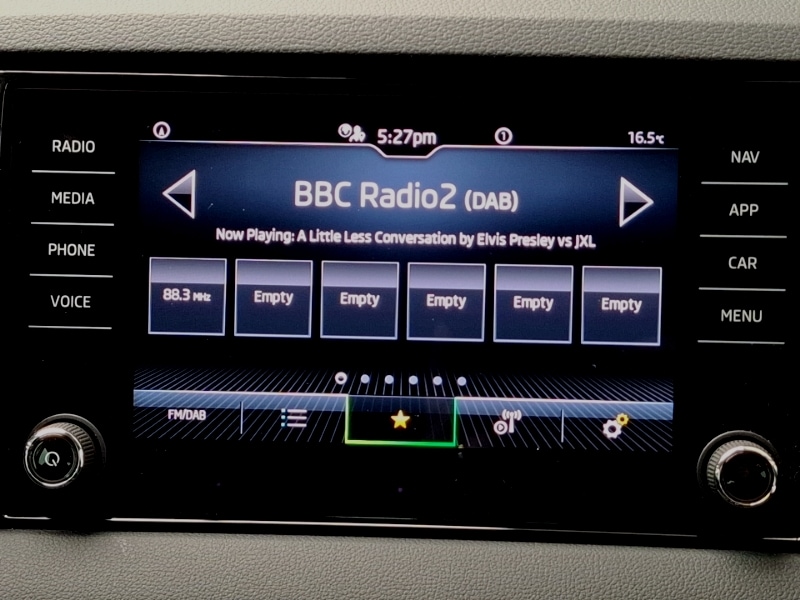 Used Skoda Karoq 2025 for sale - 76511301: Photo 10