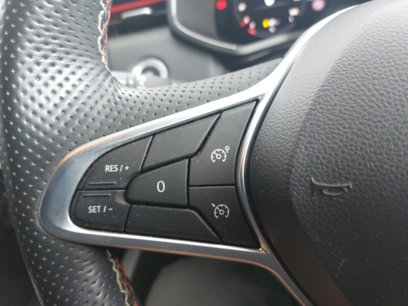 Used Renault Clio 2023 for sale - 78218890: Photo 12