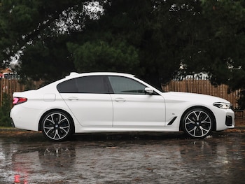 Used BMW 5 Series 2021 for sale - 77004223: Photo