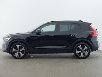 Used Volvo XC40 2023 for sale - 78503639: Photo