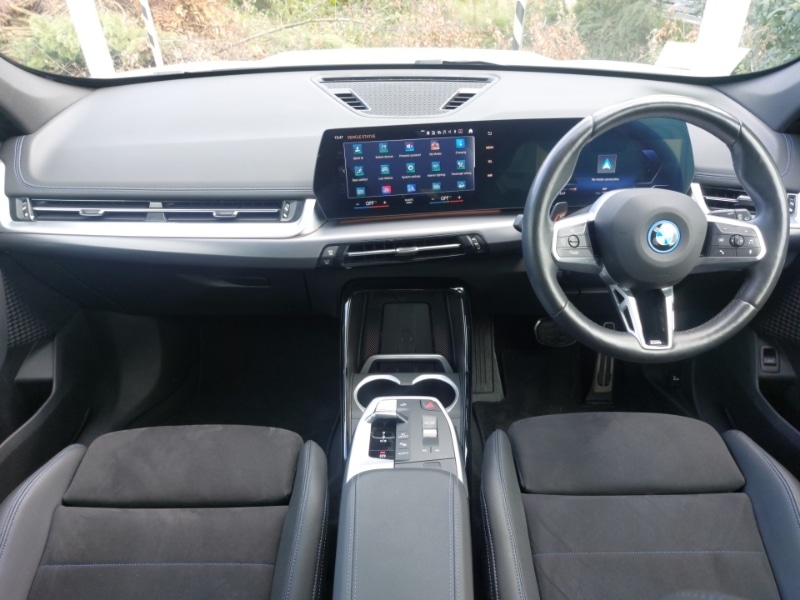 Used BMW iX1 2023 for sale - 77015147: Photo 2
