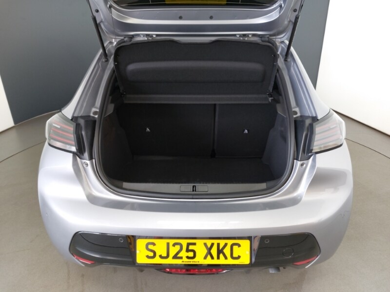 Used Peugeot 208 2025 for sale - 76779079: Photo 8