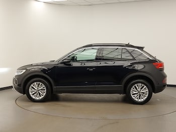 Used Volkswagen T-Roc 2022 for sale - 76527564: Photo
