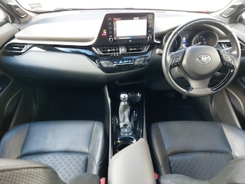 Used Toyota C-HR 2021 for sale - 77876691: Photo