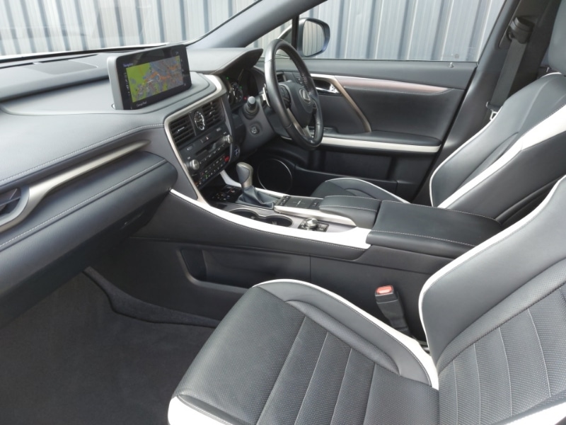 Used Lexus RX 2022 for sale - 76358480: Photo 5