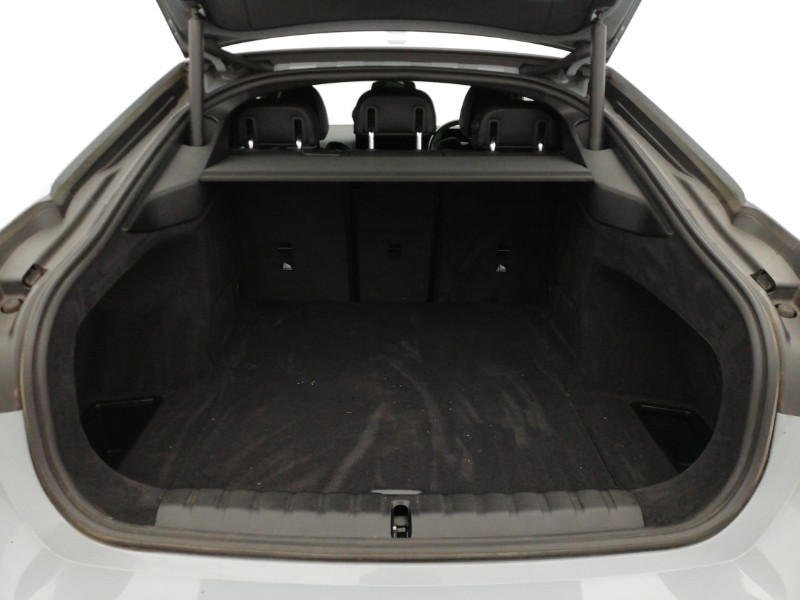 Used BMW i4 2022 for sale - 77677687: Photo 8