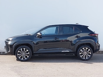 Used Toyota Yaris Cross 2022 for sale - 76881458: Photo