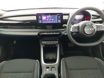 Used Fiat 600 2026 for sale - 79549281: Photo