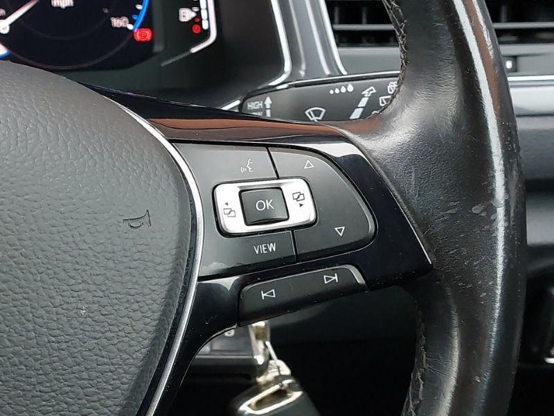 Used Volkswagen T-Roc 2021 for sale - 77531397: Photo 10