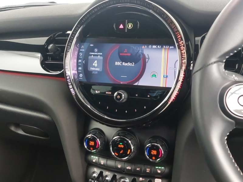 Used MINI Hatch 2024 for sale - 77877046: Photo 8