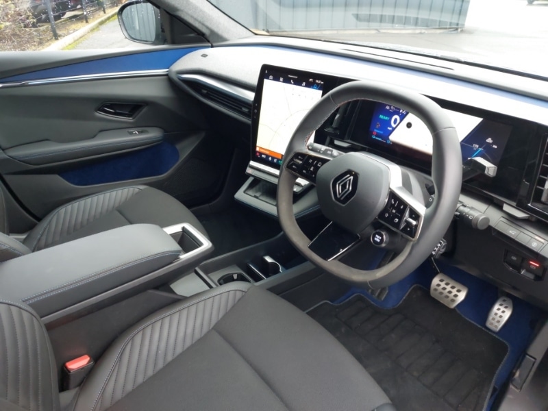 Used Renault Scenic E-Tech 2024 for sale - 77333740: Photo 12