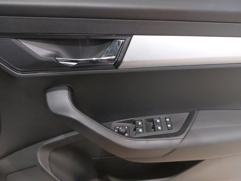 Used Skoda Karoq 2025 for sale - 76721098: Photo 10