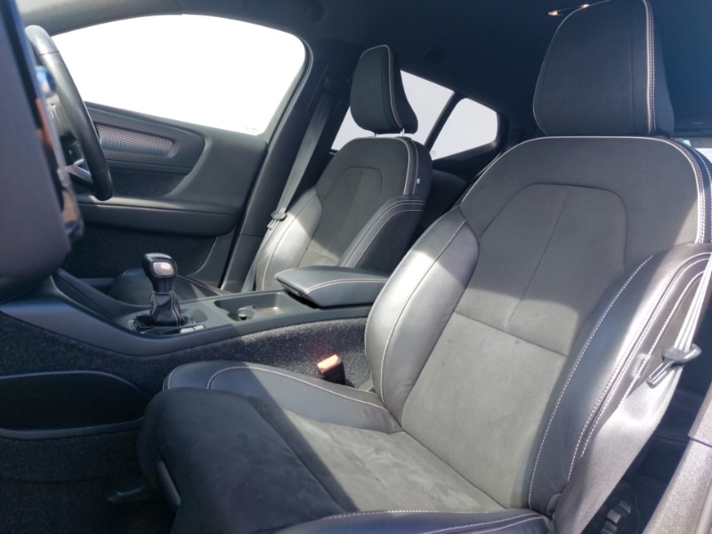 Used Volvo XC40 2021 for sale - 76786252: Photo 5