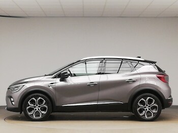 Used Renault Captur 2023 for sale - 77253143: Photo