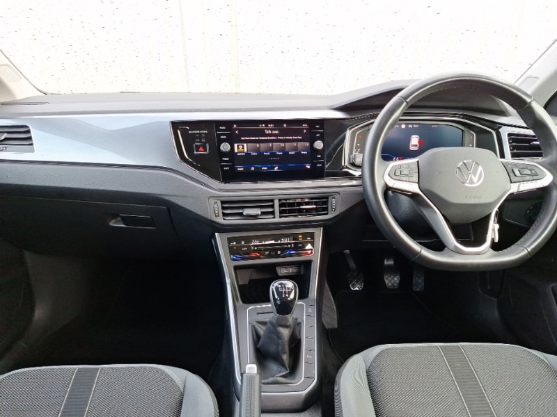 Used Volkswagen Polo 2023 for sale - 78080275: Photo 2