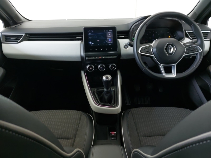 Used Renault Clio 2023 for sale - 77876142: Photo 2