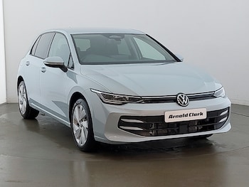 Used Volkswagen Golf 2025 for sale - 77039577: Photo