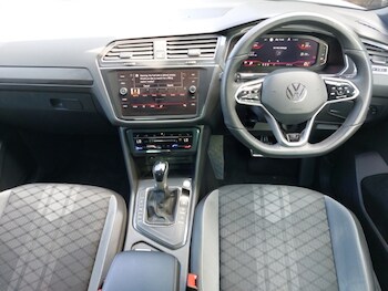 Used Volkswagen Tiguan 2023 for sale - 78381312: Photo