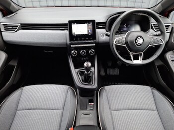 Used Renault Clio 2024 for sale - 78477839: Photo