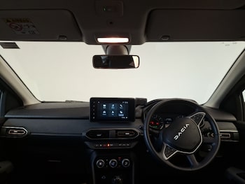 Used Dacia Sandero Stepway 2023 for sale - 79607320: Photo