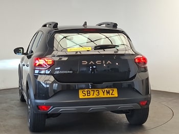 Used Dacia Sandero Stepway 2023 for sale - 79607320: Photo