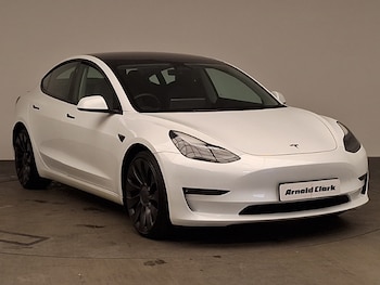 Used Tesla Model 3 2023 for sale - 79201332: Photo