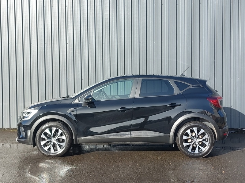 Used Renault Captur 2023 for sale - 77852059: Photo 4