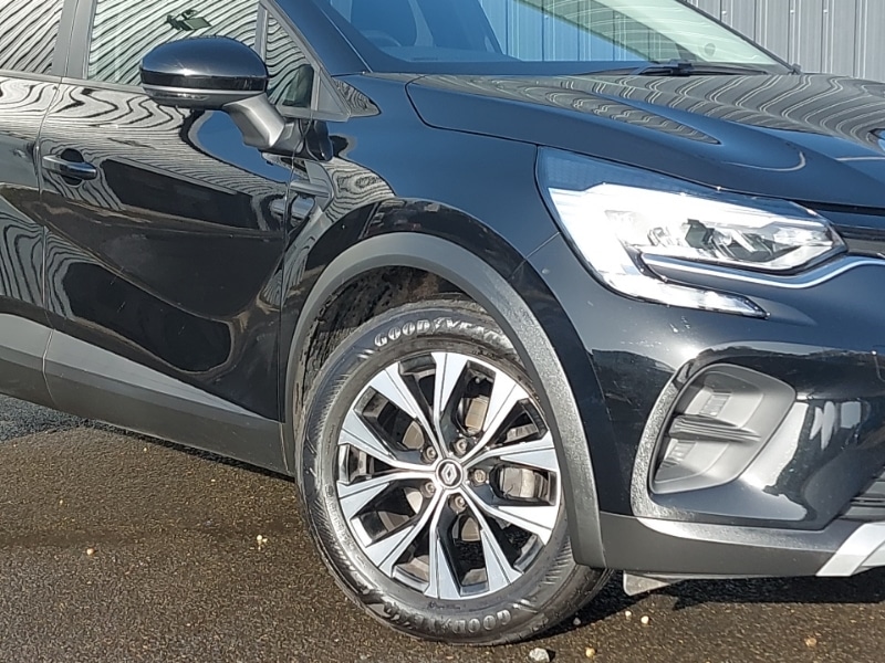 Used Renault Captur 2023 for sale - 77852059: Photo 9