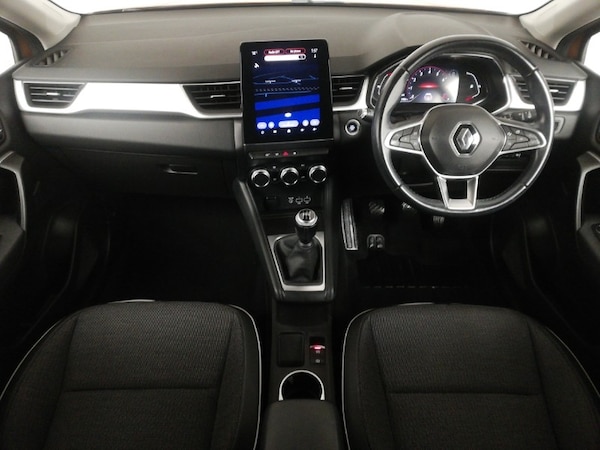 Used Renault Captur 2020 for sale - 76310279: Photo 2