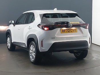 Used Toyota Yaris Cross 2022 for sale - 77954965: Photo