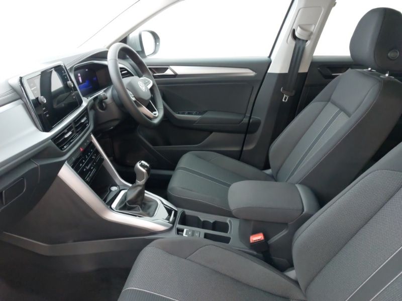 Used Volkswagen T-Roc 2025 for sale - 77196975: Photo 5